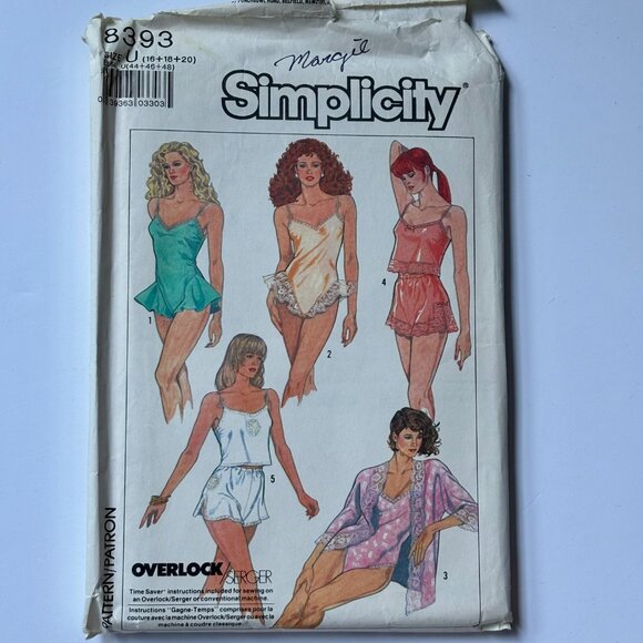 Simplicity Pattern 8393 Kimino, tap shorts, and bias camisole and teddy - Picture 1 of 2